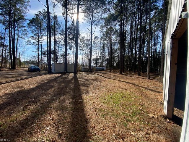 4453 Ennisdale DR, Smithfield, VA 23430