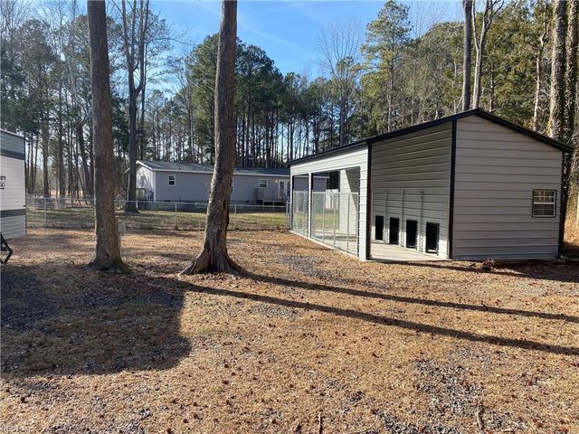 4453 Ennisdale DR, Smithfield, VA 23430