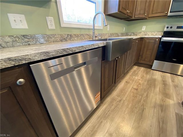 4453 Ennisdale DR, Smithfield, VA 23430