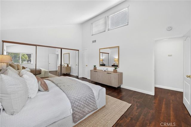 104 Navarre, Irvine, CA 92612