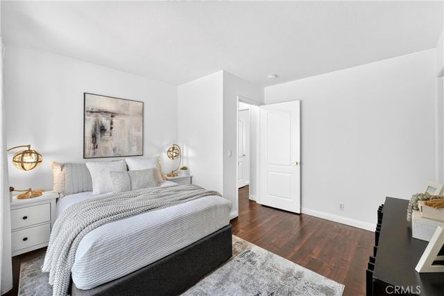 104 Navarre, Irvine, CA 92612
