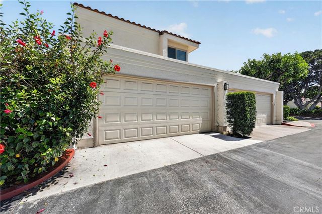 104 Navarre, Irvine, CA 92612