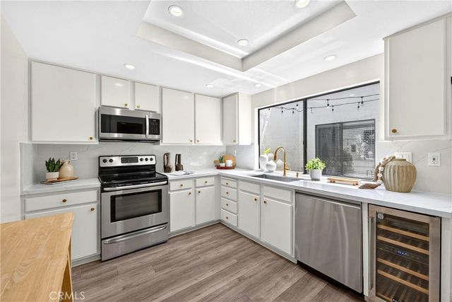 104 Navarre, Irvine, CA 92612