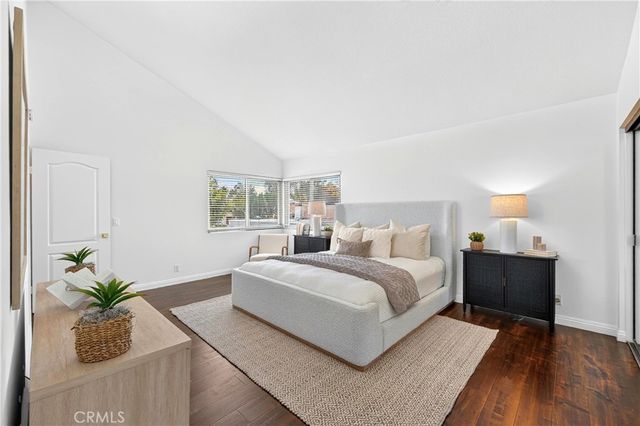 104 Navarre, Irvine, CA 92612