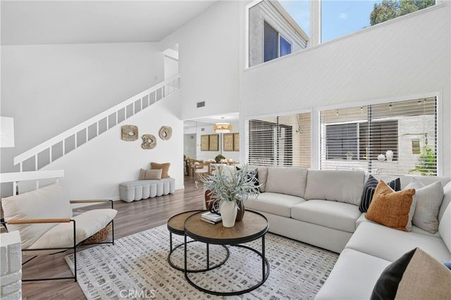 104 Navarre, Irvine, CA 92612