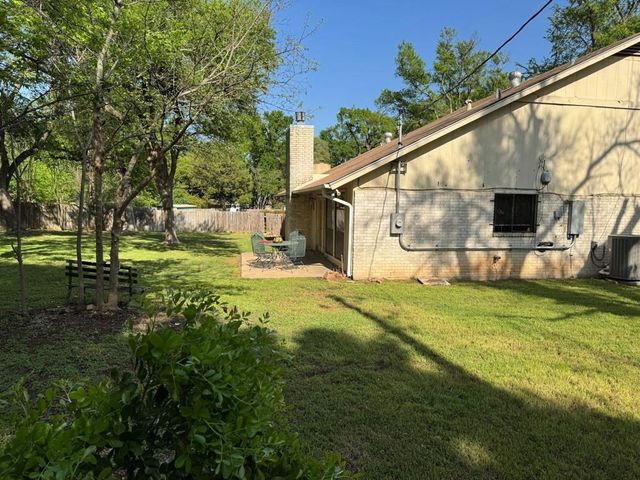 11202 Balcones Woods CV, Austin, TX 78759