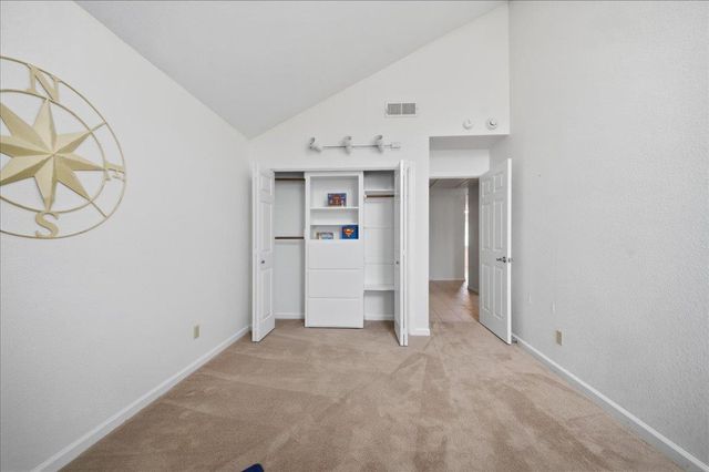 2881 Royce Dr, Rescue, CA 95672