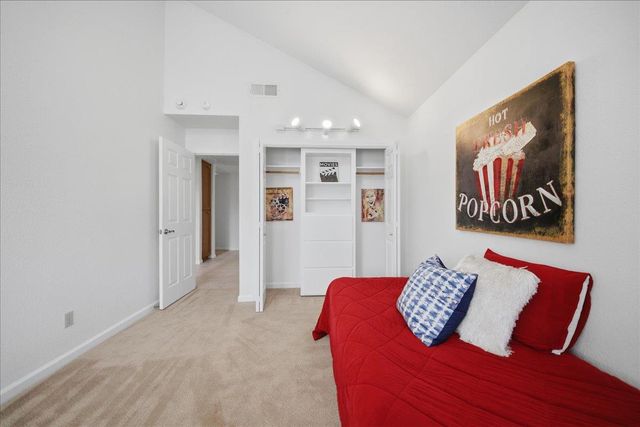 2881 Royce Dr, Rescue, CA 95672