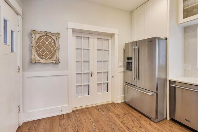 4633 W Grace Street, Chicago, IL 60641