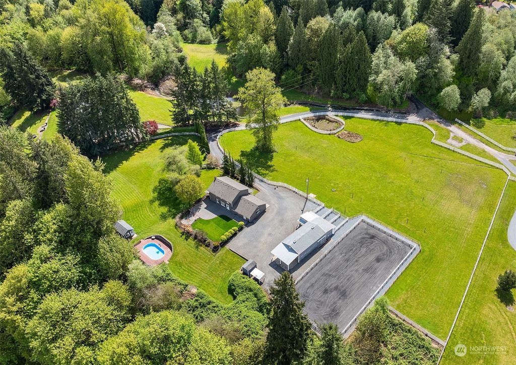 Image 1 of property listing at 18519 123rd Avenue SE, Snohomish, WA 98296