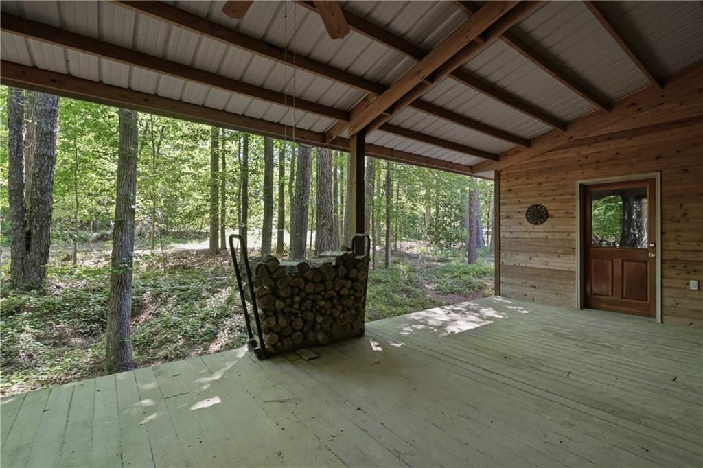 Image 24 of property listing at 460 Honey Creek Road SE, Conyers, GA 30094