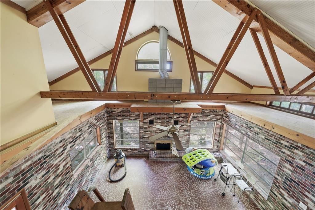 Image 29 of property listing at 460 Honey Creek Road SE, Conyers, GA 30094