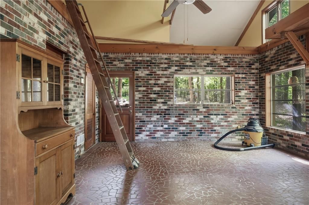 Image 66 of property listing at 460 Honey Creek Road SE, Conyers, GA 30094