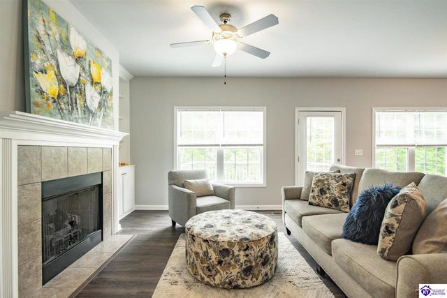 219 N Canterbury Glen Drive, Mount Washington, KY 40047