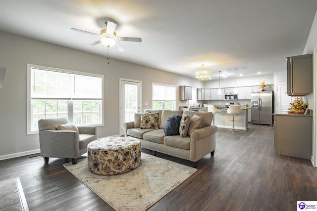 219 N Canterbury Glen Drive, Mount Washington, KY 40047
