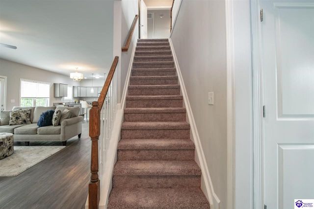 219 N Canterbury Glen Drive, Mount Washington, KY 40047