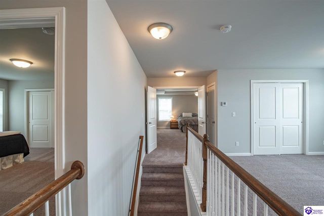 219 N Canterbury Glen Drive, Mount Washington, KY 40047