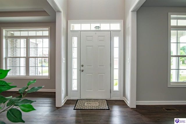 219 N Canterbury Glen Drive, Mount Washington, KY 40047