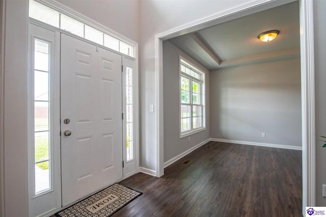 219 N Canterbury Glen Drive, Mount Washington, KY 40047
