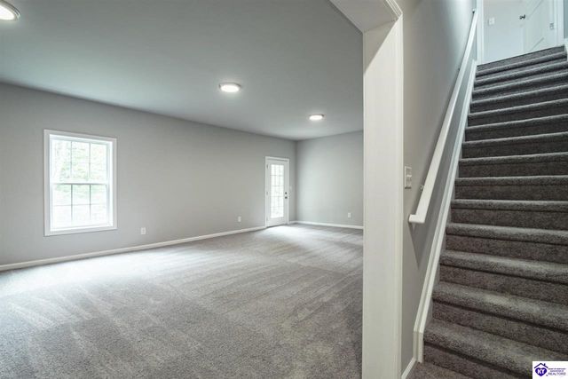 219 N Canterbury Glen Drive, Mount Washington, KY 40047