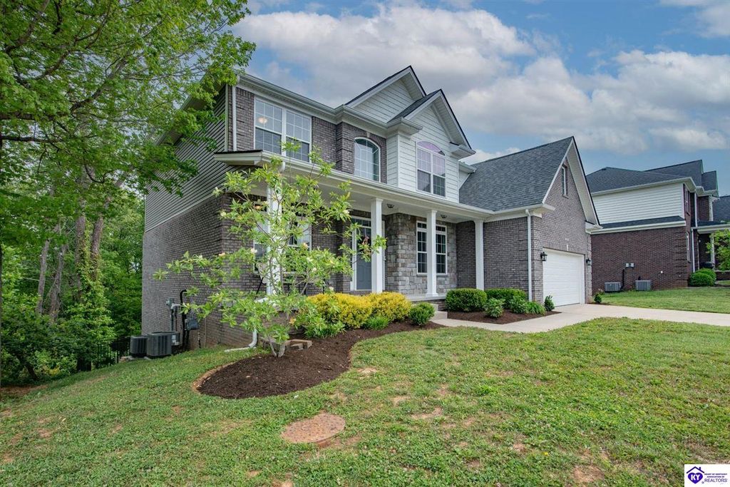 219 N Canterbury Glen Drive, Mount Washington, KY 40047