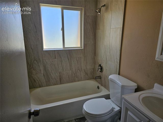 1155 Chiricahua Loop 1, Colorado Springs, CO 80915