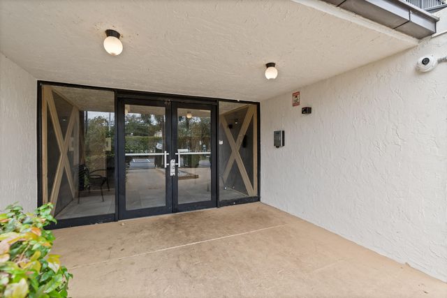 6195 Rock Island Road, Tamarac, FL 33319