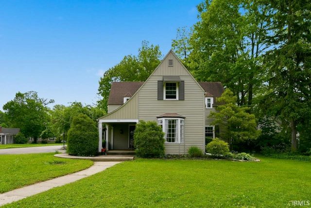 300 S Shady Lane, Muncie, IN 47304