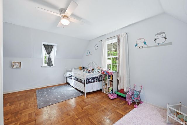 300 S Shady Lane, Muncie, IN 47304