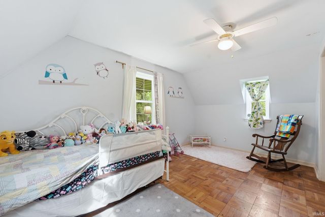 300 S Shady Lane, Muncie, IN 47304
