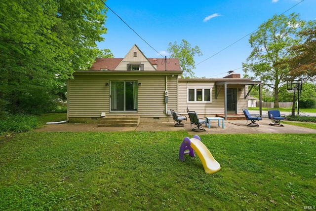 300 S Shady Lane, Muncie, IN 47304