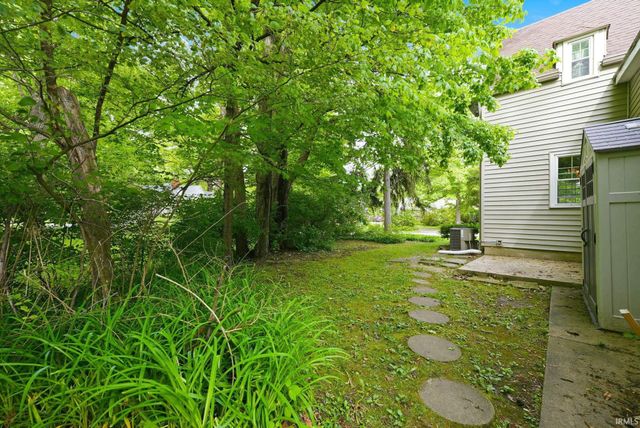 300 S Shady Lane, Muncie, IN 47304