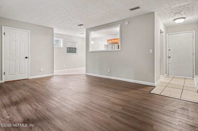 7044 RED ROBIN DRIVE Drive, Jacksonville, FL 32210