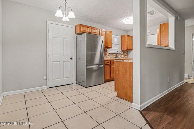 7044 RED ROBIN DRIVE Drive, Jacksonville, FL 32210