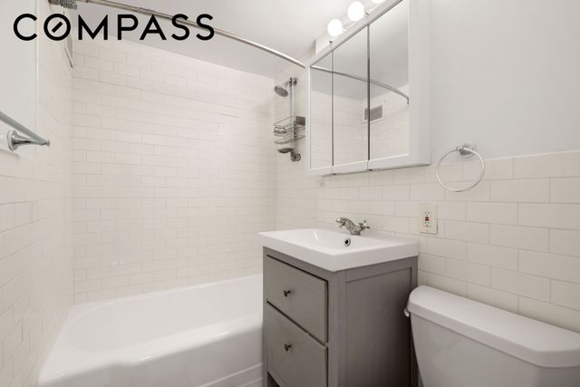 230 E 15th St Apt 9K, New York City, NY 10003