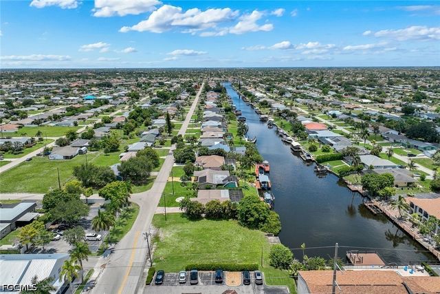 1523 SE 36th TER, Cape Coral, FL 33904