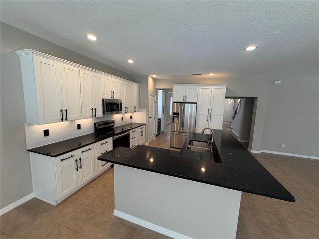 528 ORANGE COSMOS BOULEVARD, Davenport, FL 33837