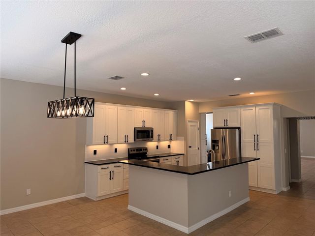 528 ORANGE COSMOS BOULEVARD, Davenport, FL 33837