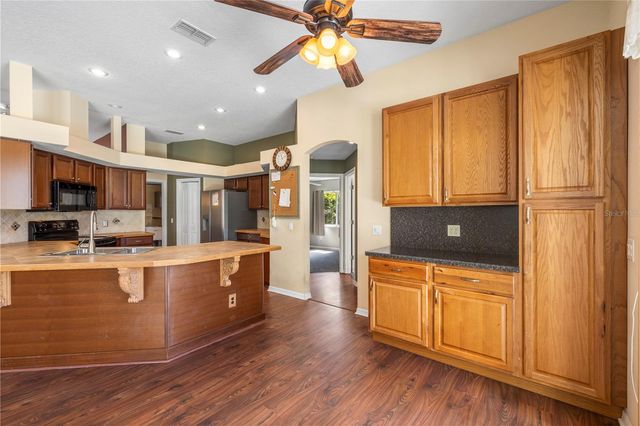 5334 LEGEND HILLS LANE, Spring Hill, FL 34609
