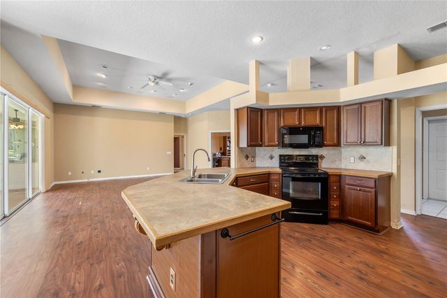 5334 LEGEND HILLS LANE, Spring Hill, FL 34609