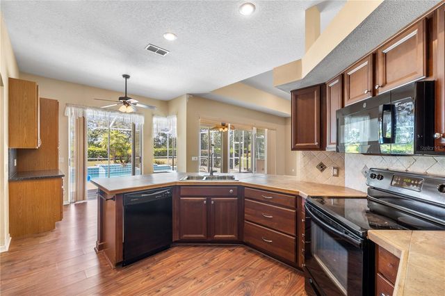 5334 LEGEND HILLS LANE, Spring Hill, FL 34609