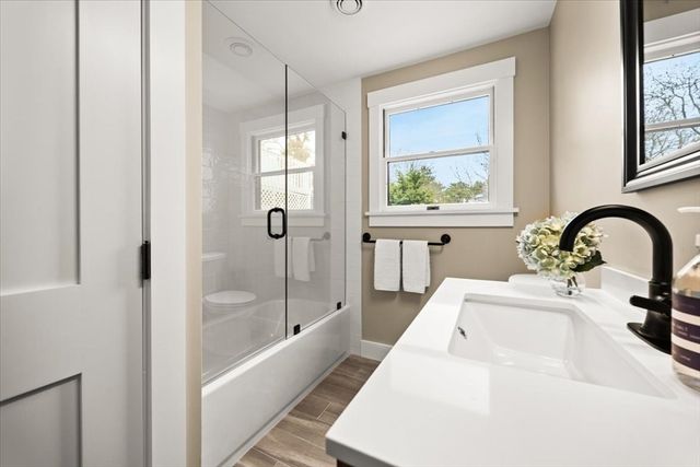 67 Whippoorwill Cir, Mashpee, MA 02649