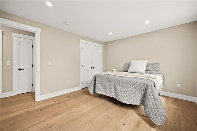 67 Whippoorwill Cir, Mashpee, MA 02649