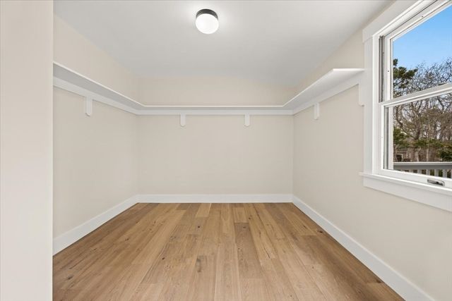 67 Whippoorwill Cir, Mashpee, MA 02649