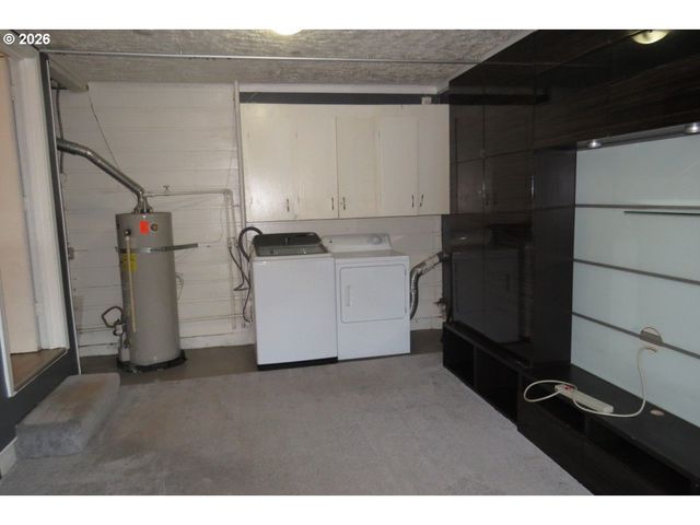 7004 Se WOODSTOCK Blvd, Portland, OR 97206