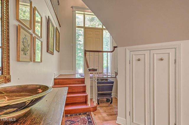 20591 Azen Road, Damascus, VA 24236