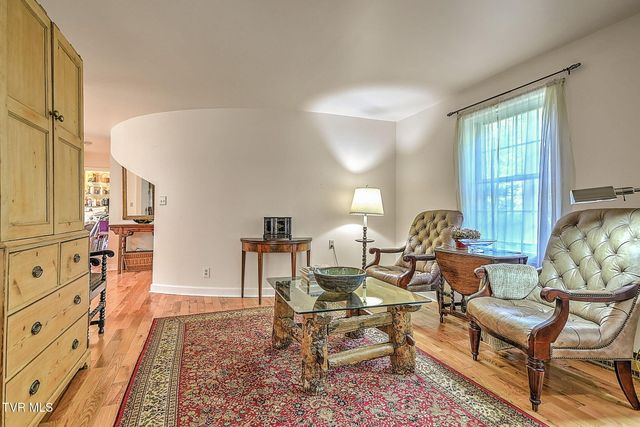 20591 Azen Road, Damascus, VA 24236