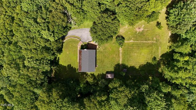 20591 Azen Road, Damascus, VA 24236