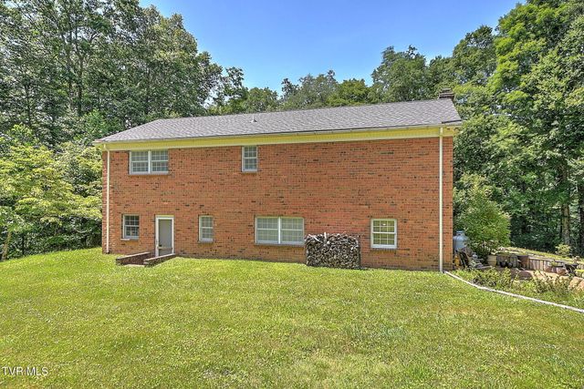 20591 Azen Road, Damascus, VA 24236