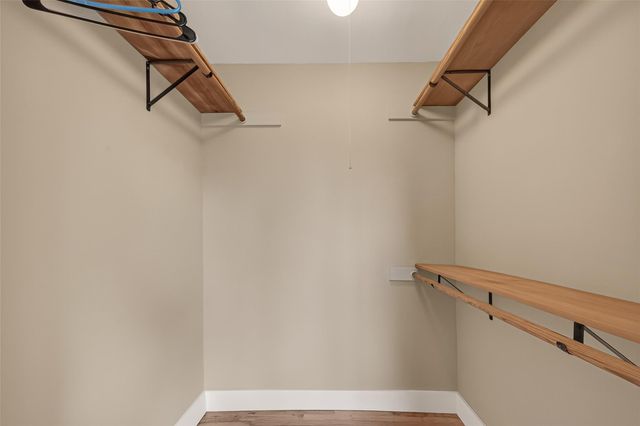 921 Ivy Road, Clear Lake Shores, TX 77565